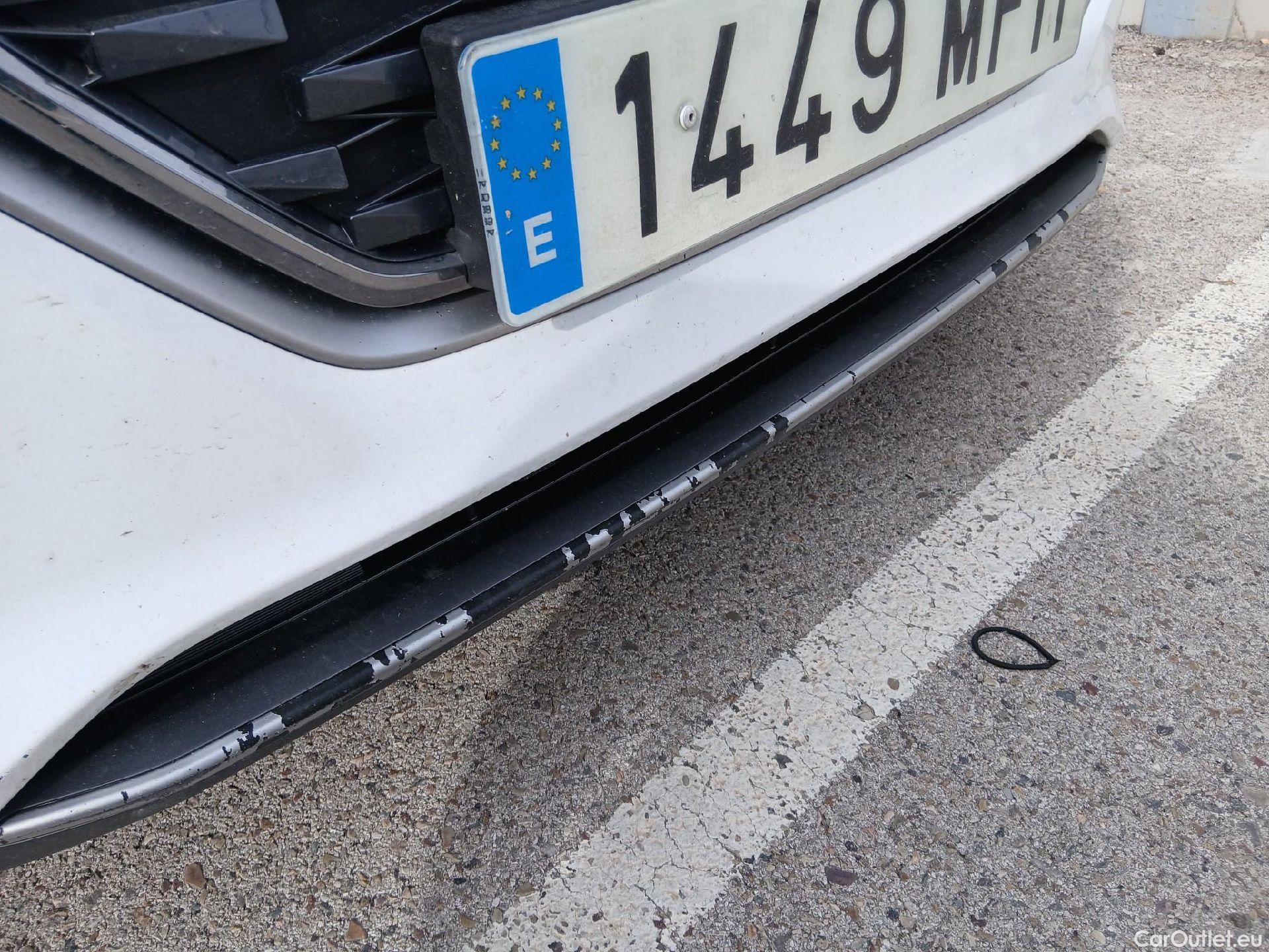  Hyundai   Ioniq HYUNDAI / 2019 / 5P / berlina con portón 1.6 GDI HEV Tecno DCT #8