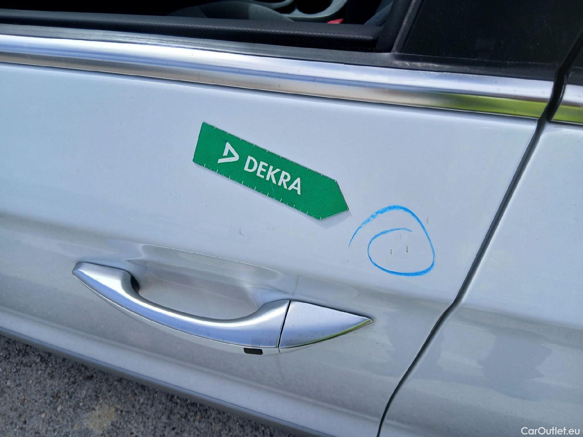  Hyundai   Ioniq HYUNDAI / 2019 / 5P / berlina con portón 1.6 GDI HEV Tecno DCT #10