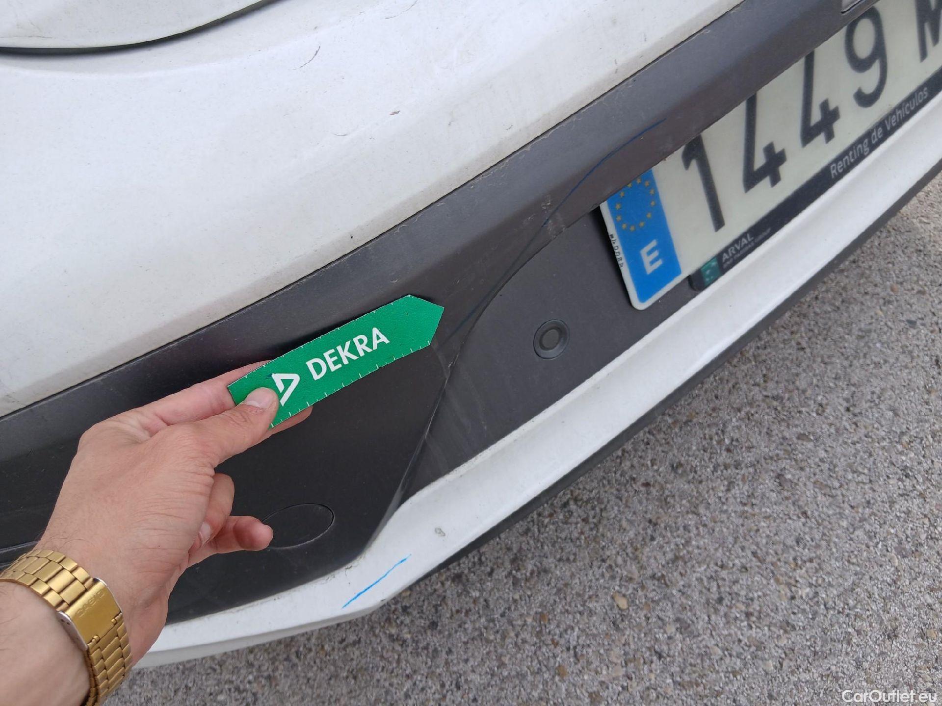  Hyundai   Ioniq HYUNDAI / 2019 / 5P / berlina con portón 1.6 GDI HEV Tecno DCT #33