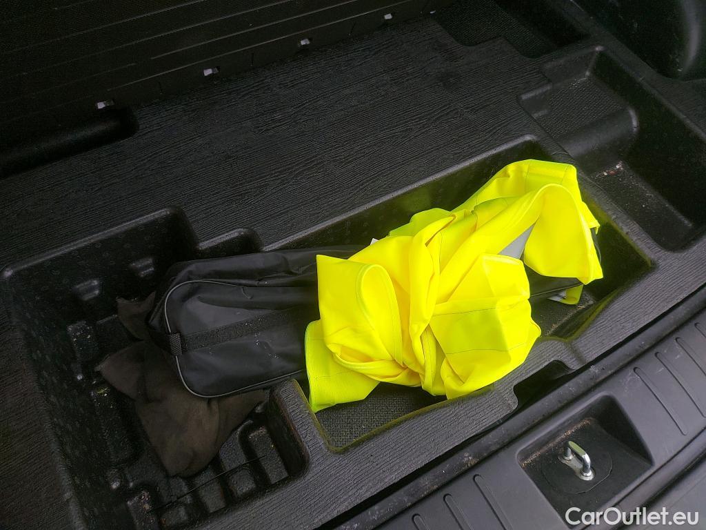  Hyundai  Tucson HYUNDAI  / 2020 / 5P / todoterreno 1.6 CRDI 100kW (136CV) 48V Maxx DCT 4x4 #13