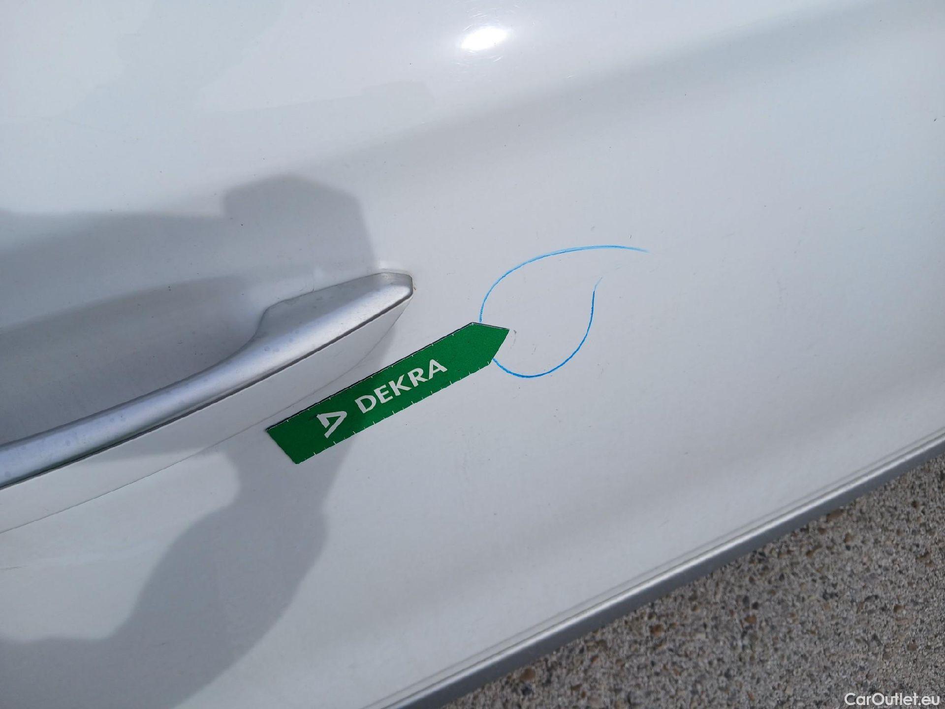  Hyundai   Ioniq HYUNDAI / 2019 / 5P / berlina con portón 1.6 GDI HEV Tecno DCT #43