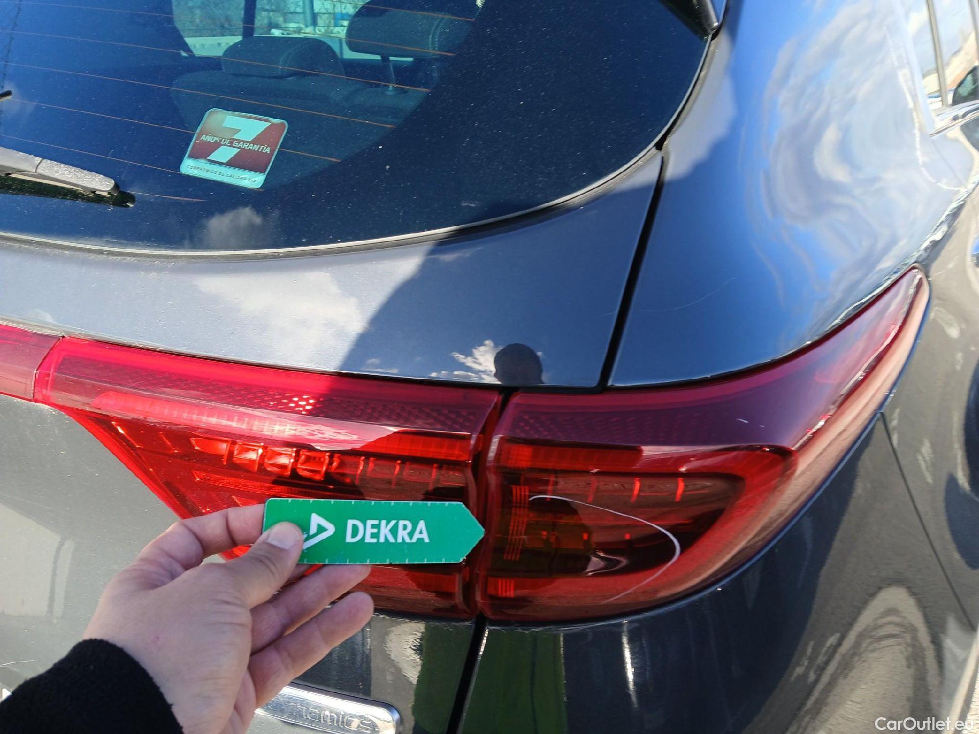  KIA  Sportage KIA  1.6MHEV Drive 100kW(136CV) 4x2(Crist Tintados)(CX) #34