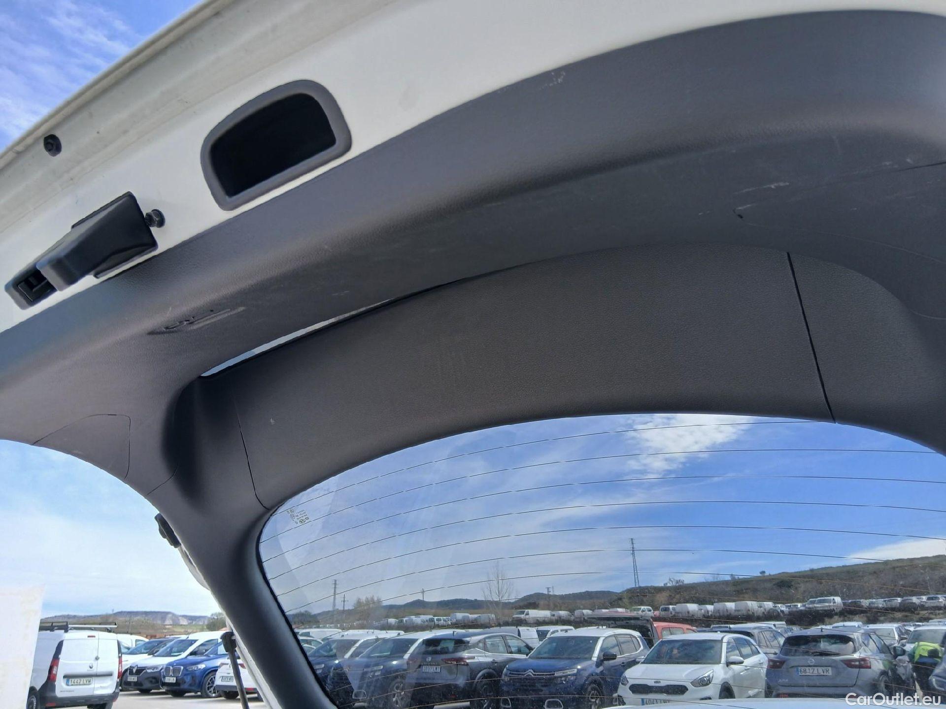  Hyundai   Ioniq HYUNDAI / 2019 / 5P / berlina con portón 1.6 GDI HEV Tecno DCT #22