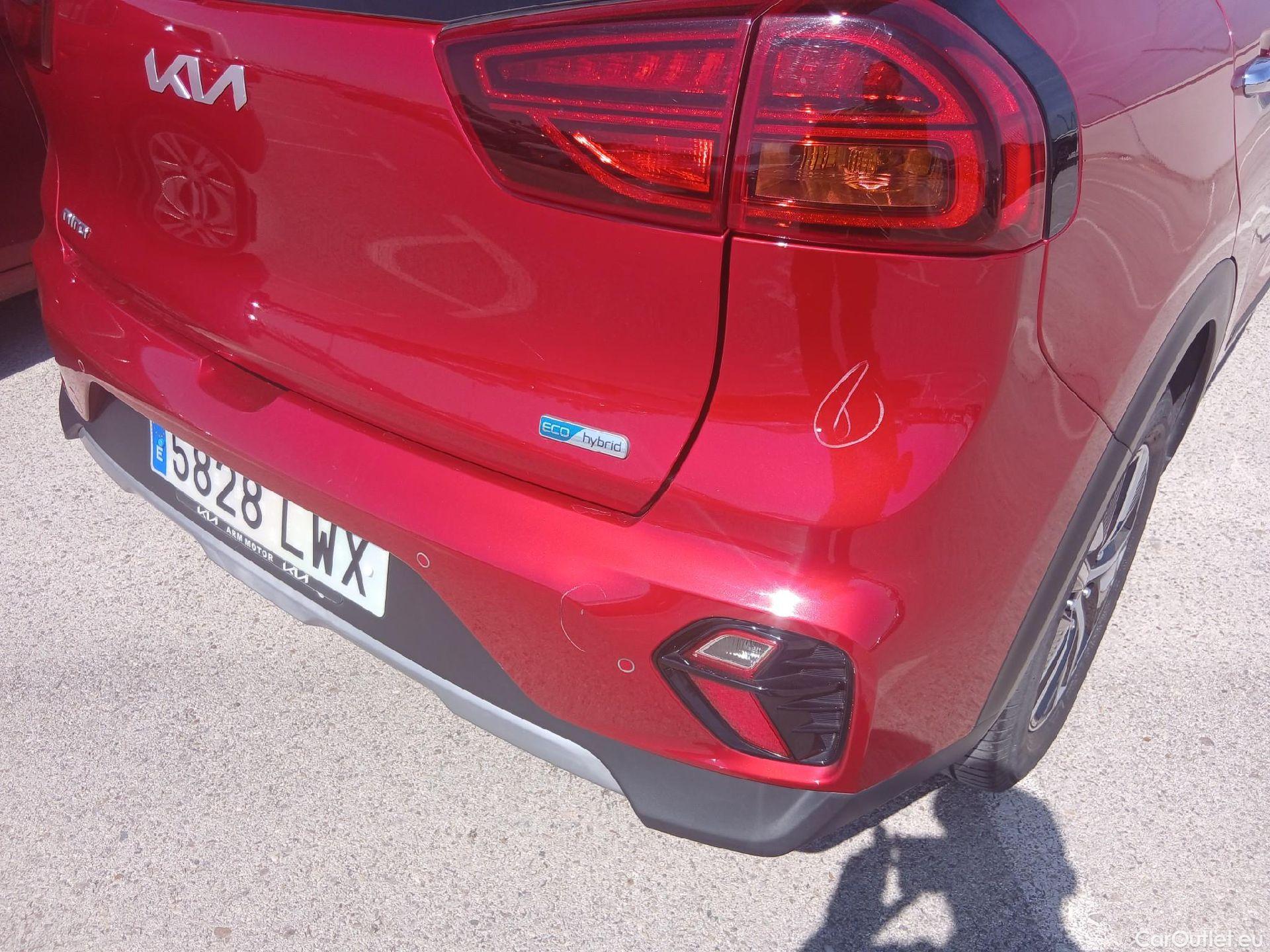  KIA  Niro KIA  / 2019 / 5P / crossover 1.6 GDi HEV 104kW (141CV) Drive #14