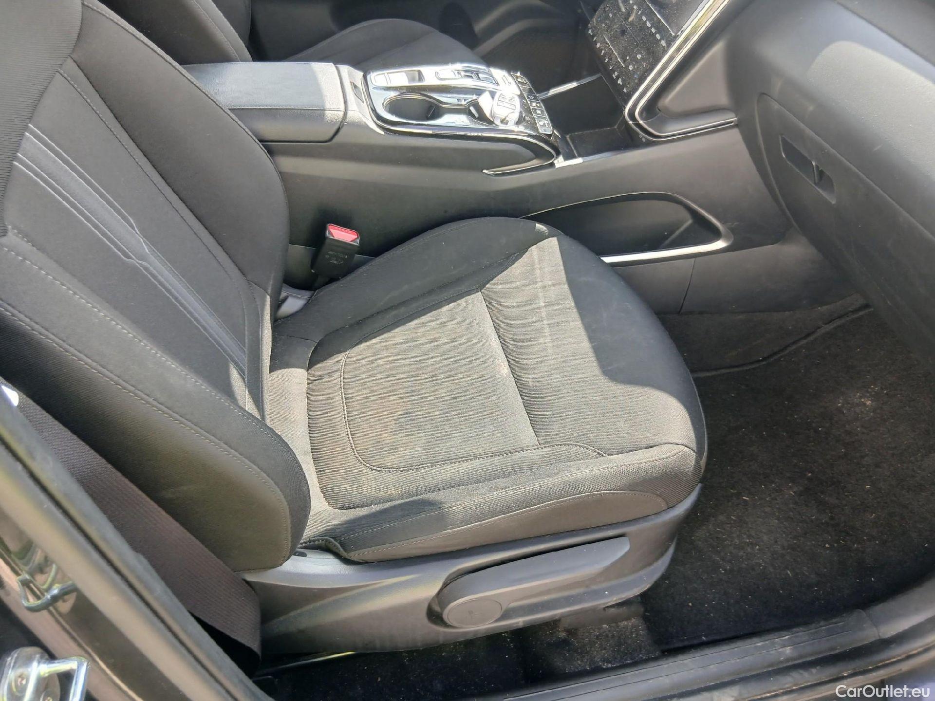  Hyundai  Tucson HYUNDAI  / 2020 / 5P / todoterreno 1.6 CRDI 100kW 48V Tecno DCT 4x4 2C #19