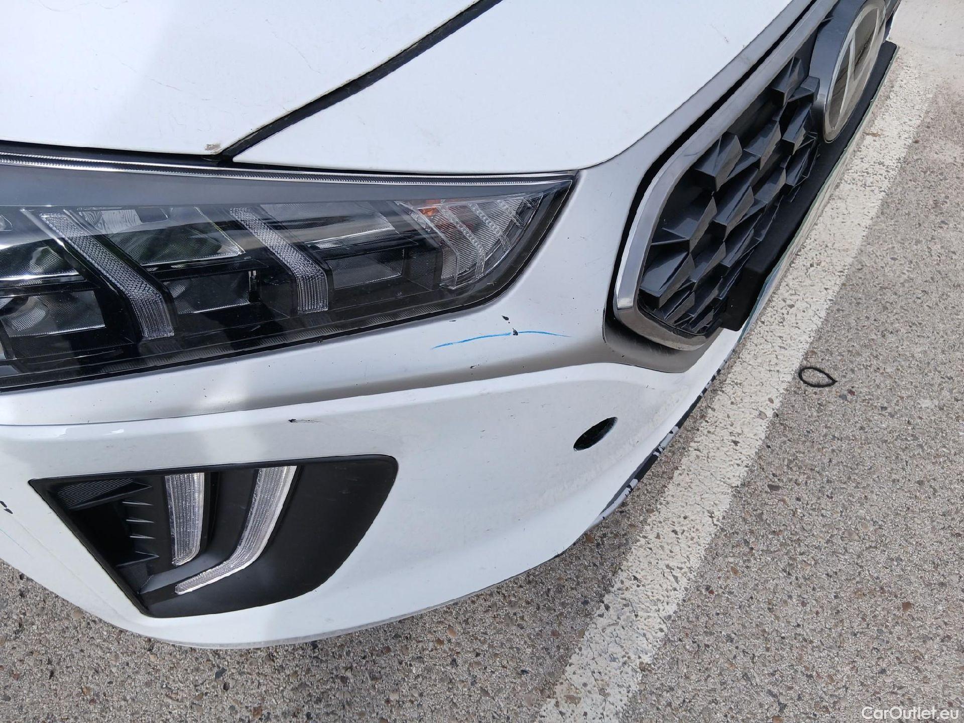  Hyundai   Ioniq HYUNDAI / 2019 / 5P / berlina con portón 1.6 GDI HEV Tecno DCT #4