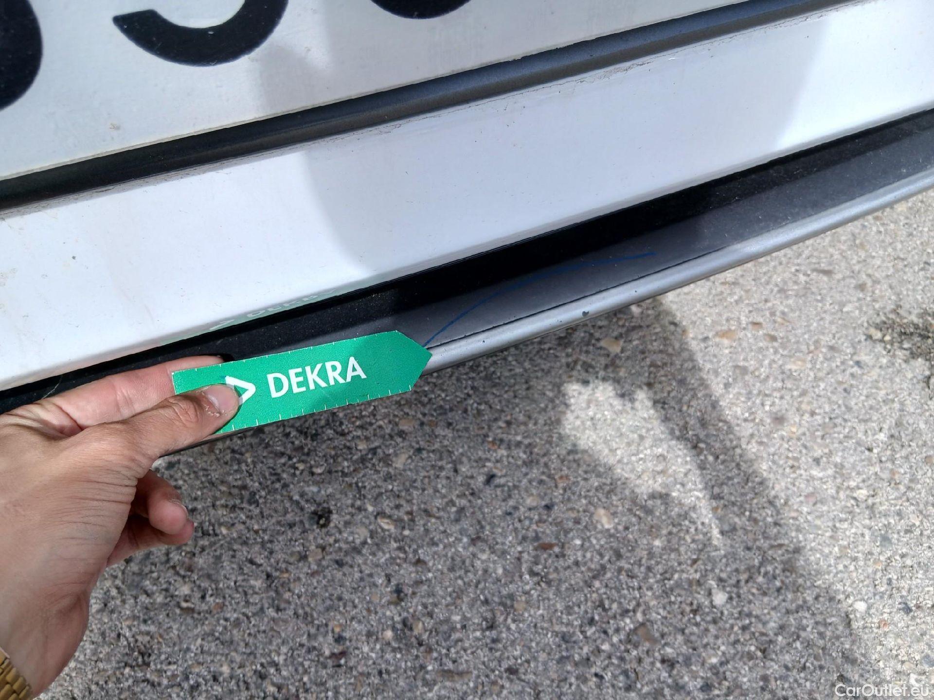  Hyundai   Ioniq HYUNDAI / 2019 / 5P / berlina con portón 1.6 GDI HEV Tecno DCT #7