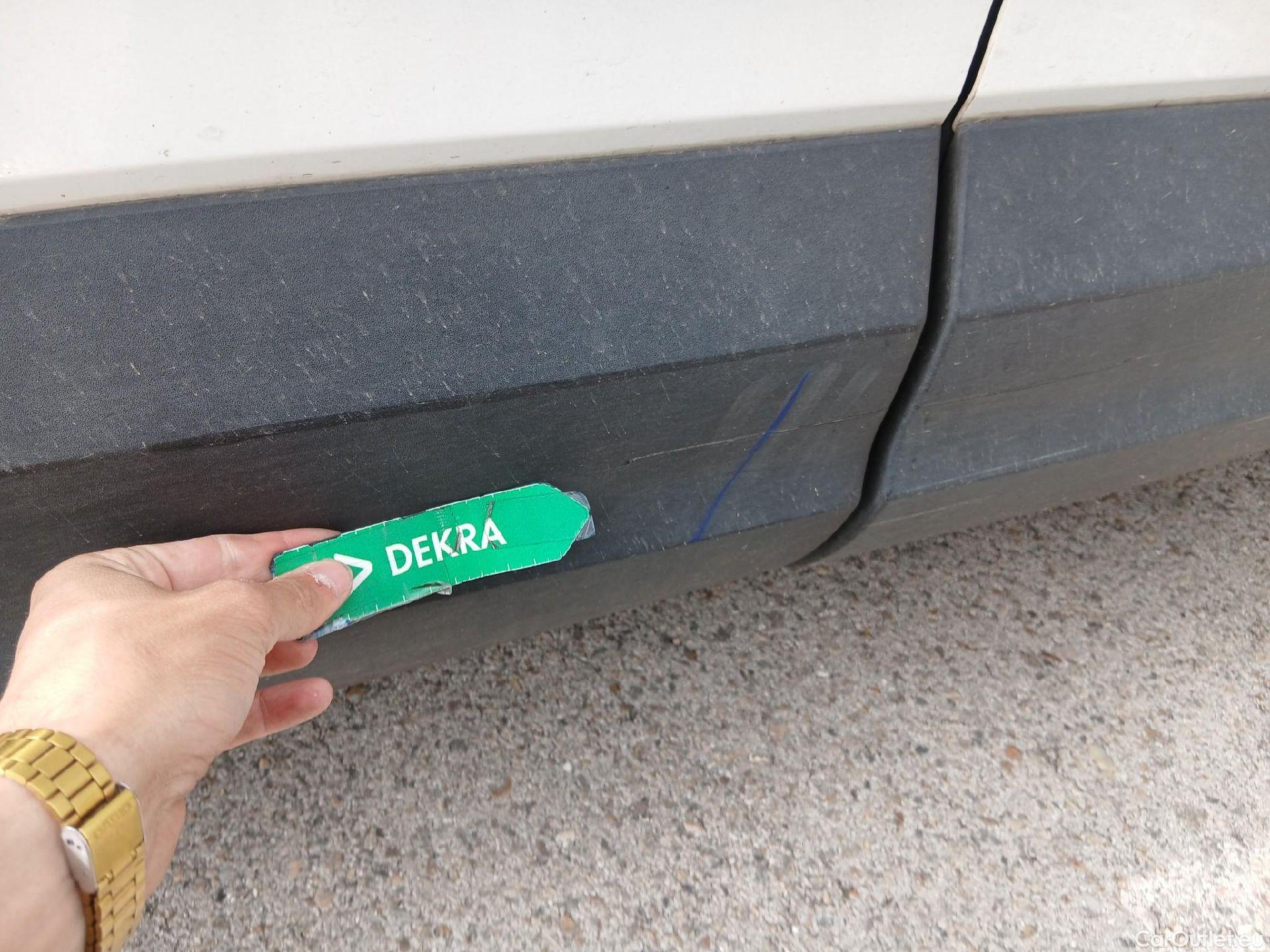  Opel   Grandland X OPEL Grandland / 2021 / 5P / todoterreno 1.5 CDTi Business Edition Auto #42