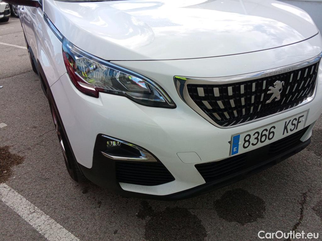 Peugeot  3008 PEUGEOT  / 2016 / 5P / todoterreno 1.2 PURETECH 96KW (130CV) ACTIVE S&S #23