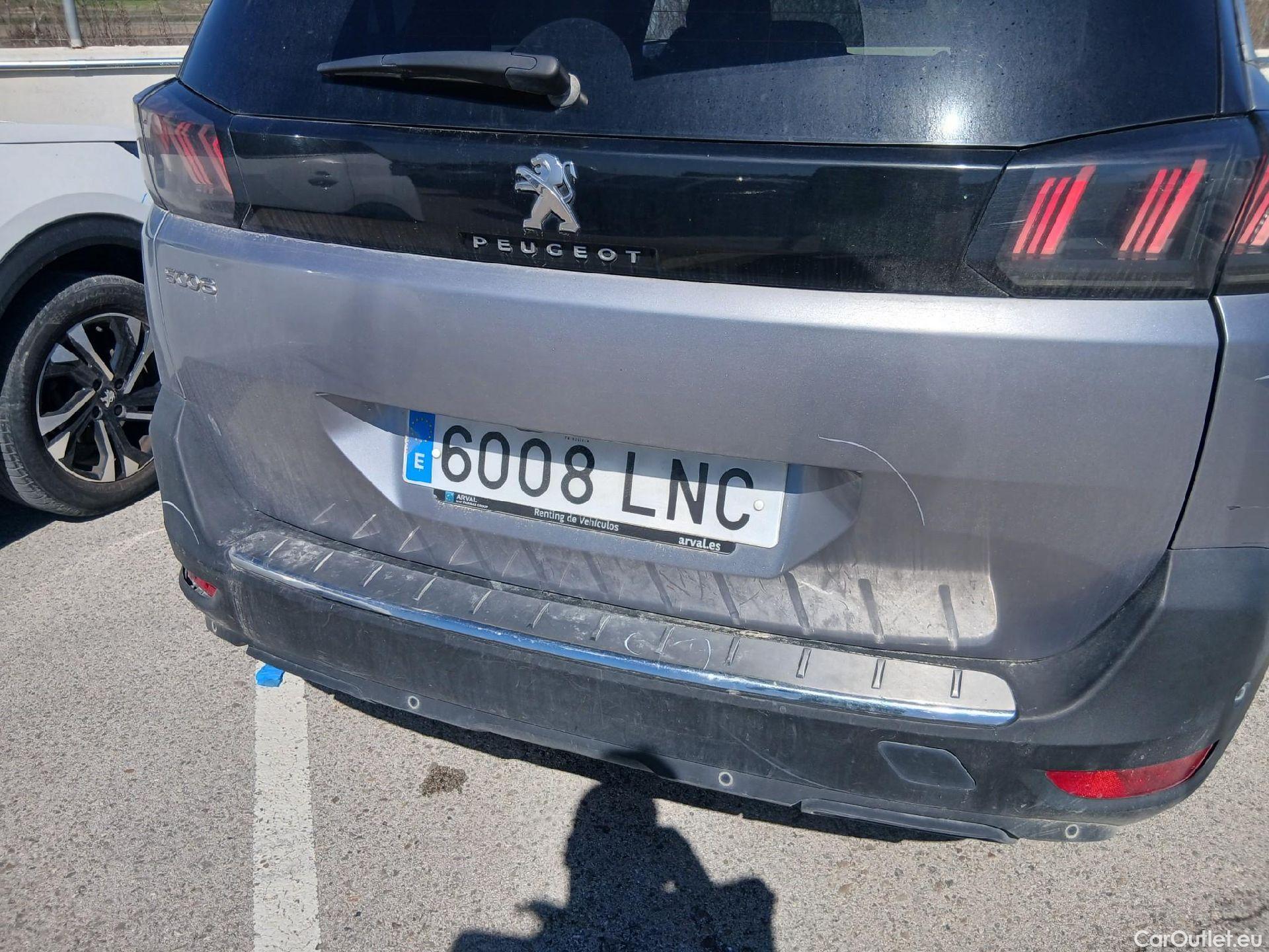  Peugeot  5008 PEUGEOT  / 2020 / 5P / todoterreno 1.5 BlueHDi 96kW S&S Allure Pack EAT8 #30