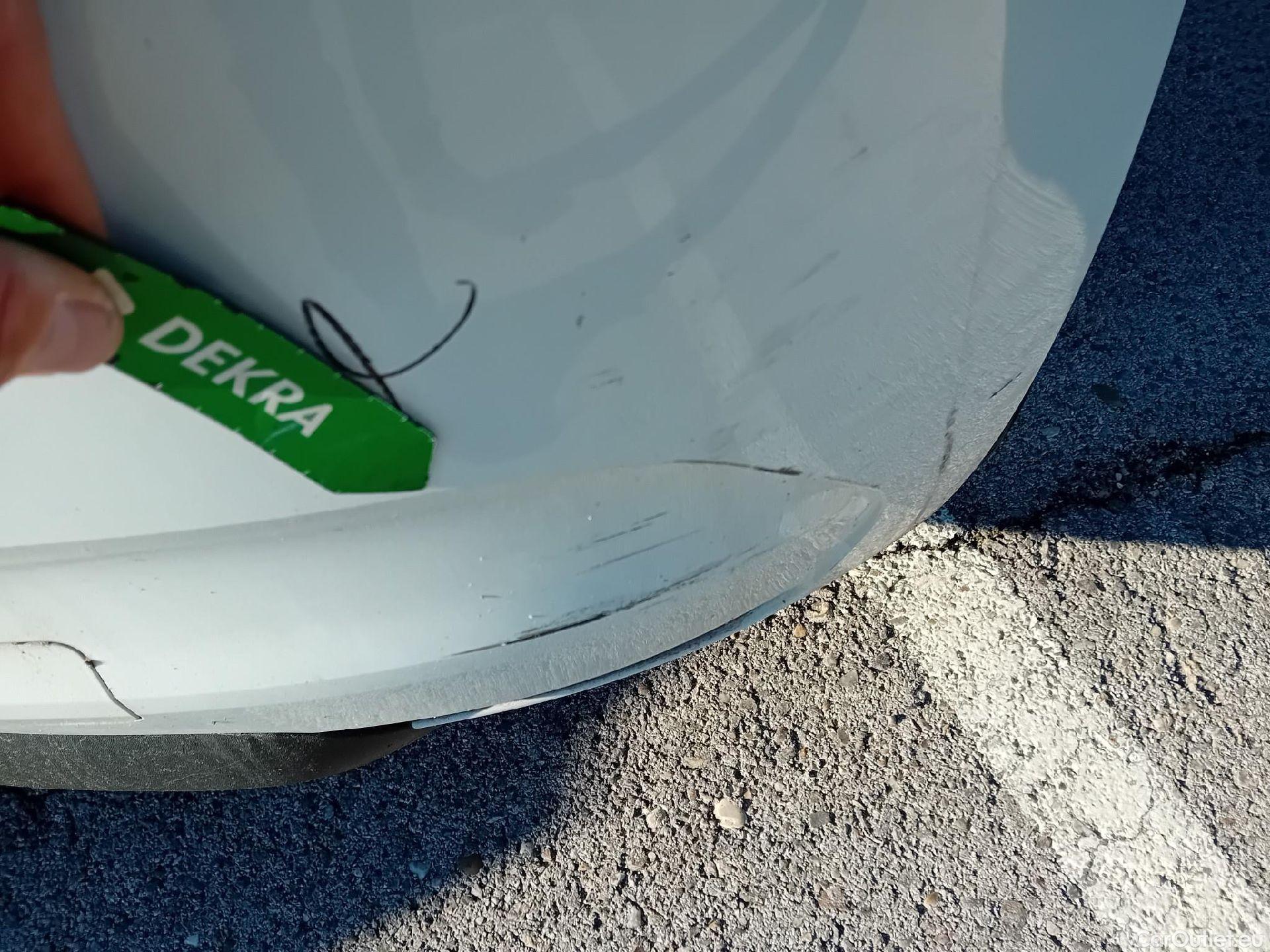  Renault  Clio RENAULT  / 2019 / 5P / berlina con portón Business Blue dCi 63 kW (85CV) #8