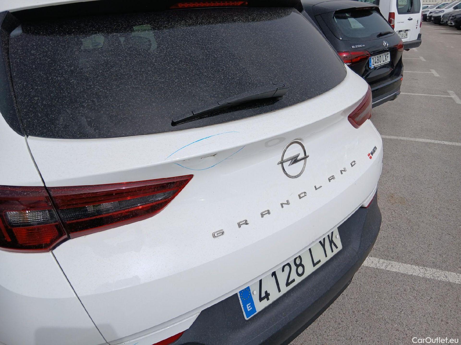  Opel   Grandland X OPEL Grandland / 2021 / 5P / todoterreno 1.5 CDTi Business Edition Auto #31
