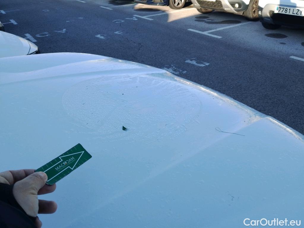  Peugeot  2008 PEUGEOT  / 2019 / 5P / todoterreno Active Pack BlueHDI 81kW (110CV) #5