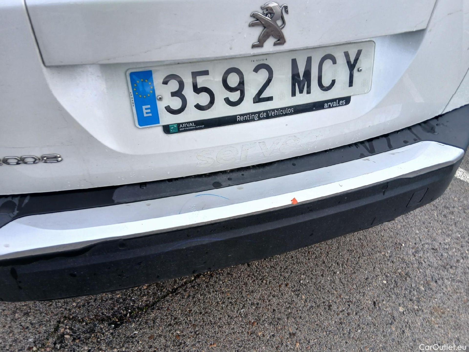  Peugeot  2008 PEUGEOT  / 2019 / 5P / todoterreno Active Pack Puretech 100 S&S BVM6 #14