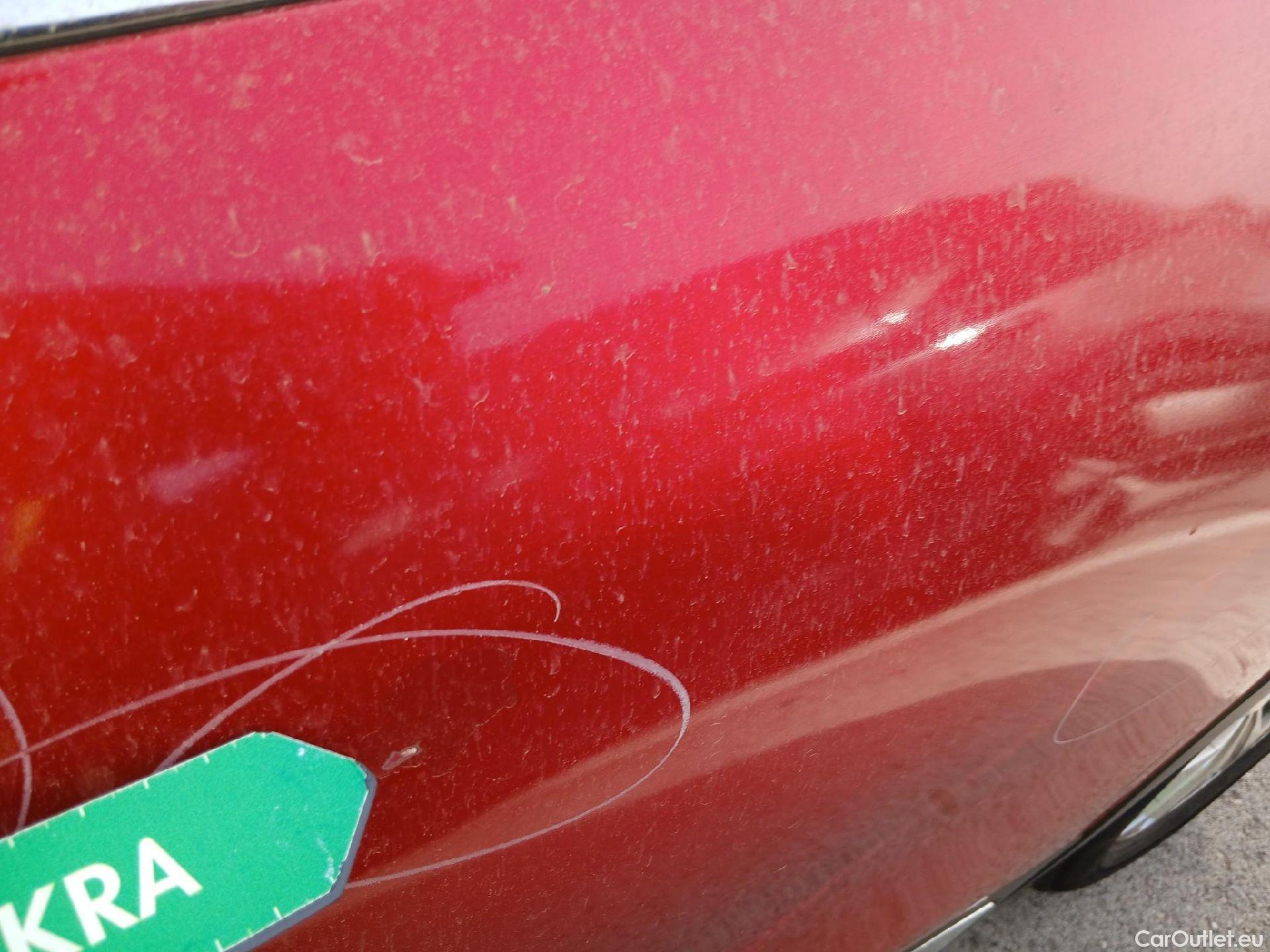  Renault  Kadjar RENAULT  / 2019 / 5P / crossover Intens Blue dCi 85kW (115CV) (CX) #21