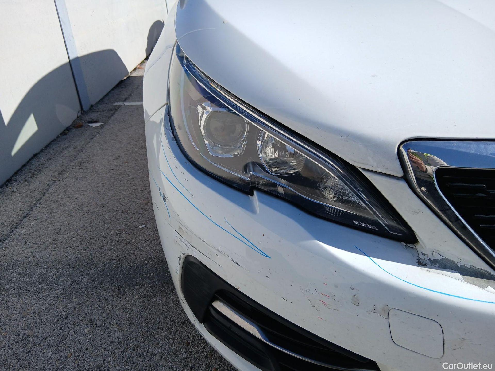  Peugeot  308 PEUGEOT  / 2017 / 5P / familiar SW Business Line BlueHDi 130 S&S 6vel MA #6