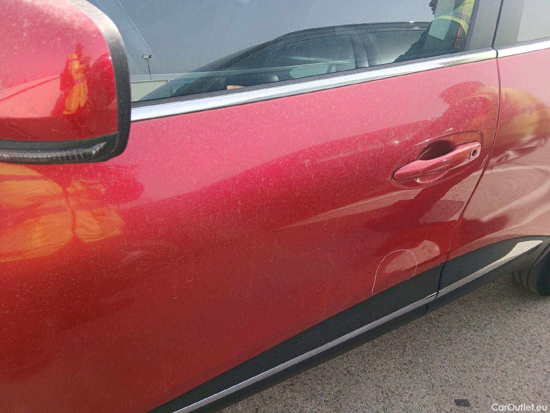  Renault  Kadjar RENAULT  / 2019 / 5P / crossover Intens Blue dCi 85kW (115CV) (CX) #19