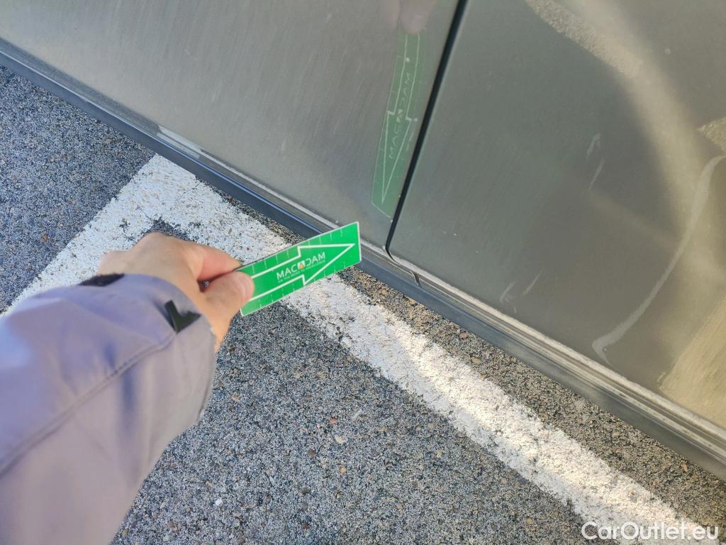  Mercedes  G-Klasee MERCEDES-BENZ GLE / 2018 / 5P / todoterreno GLE 350 de 4MATIC (Híbrido Enchufable) #4