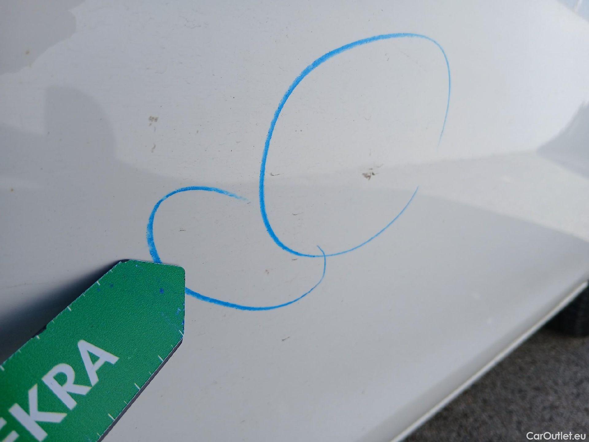  Peugeot  308 PEUGEOT  / 2017 / 5P / familiar SW Business Line BlueHDi 130 S&S 6vel MA #50