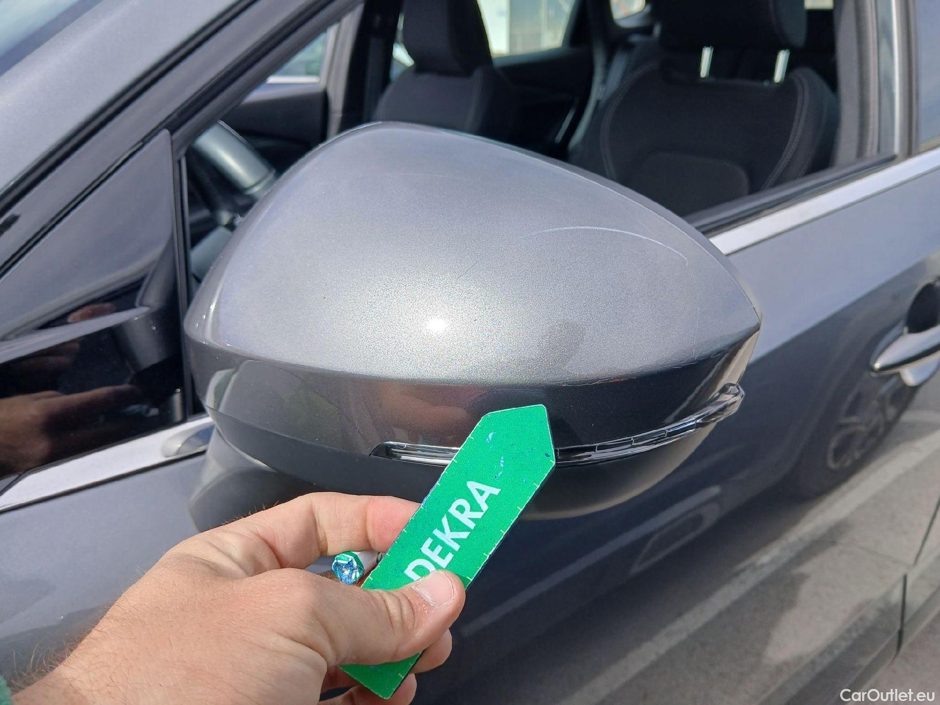  Nissan  Qashqai NISSAN  / 2021 / 5P / todoterreno DIG-T 103kW (140CV) mHEV 4x2 Acenta #10