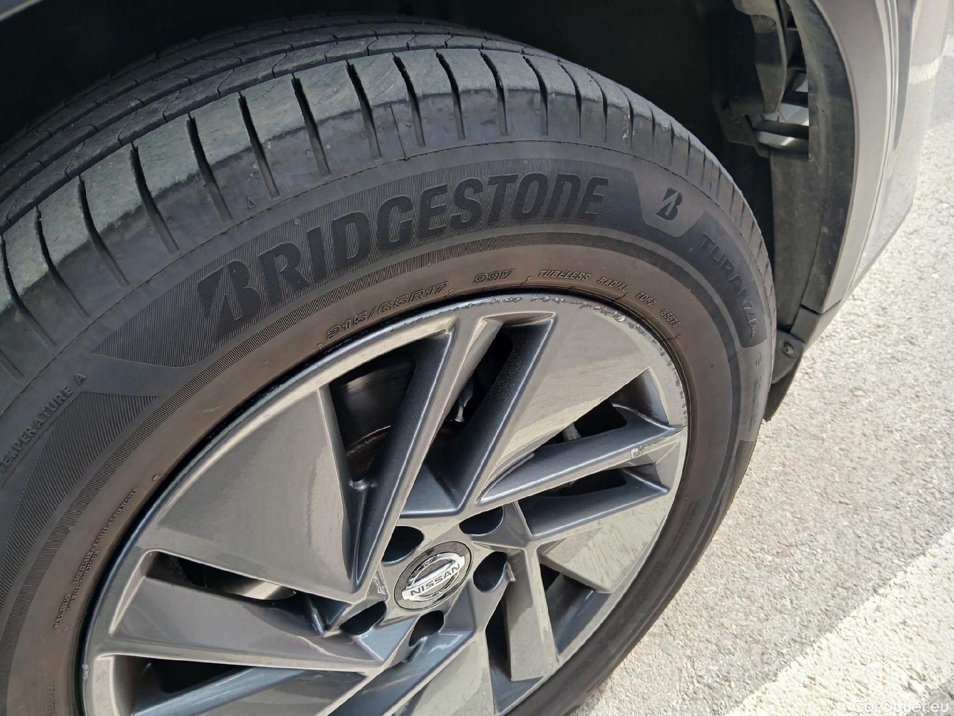  Nissan  Qashqai NISSAN  / 2021 / 5P / todoterreno DIG-T 103kW (140CV) mHEV 4x2 Acenta #17