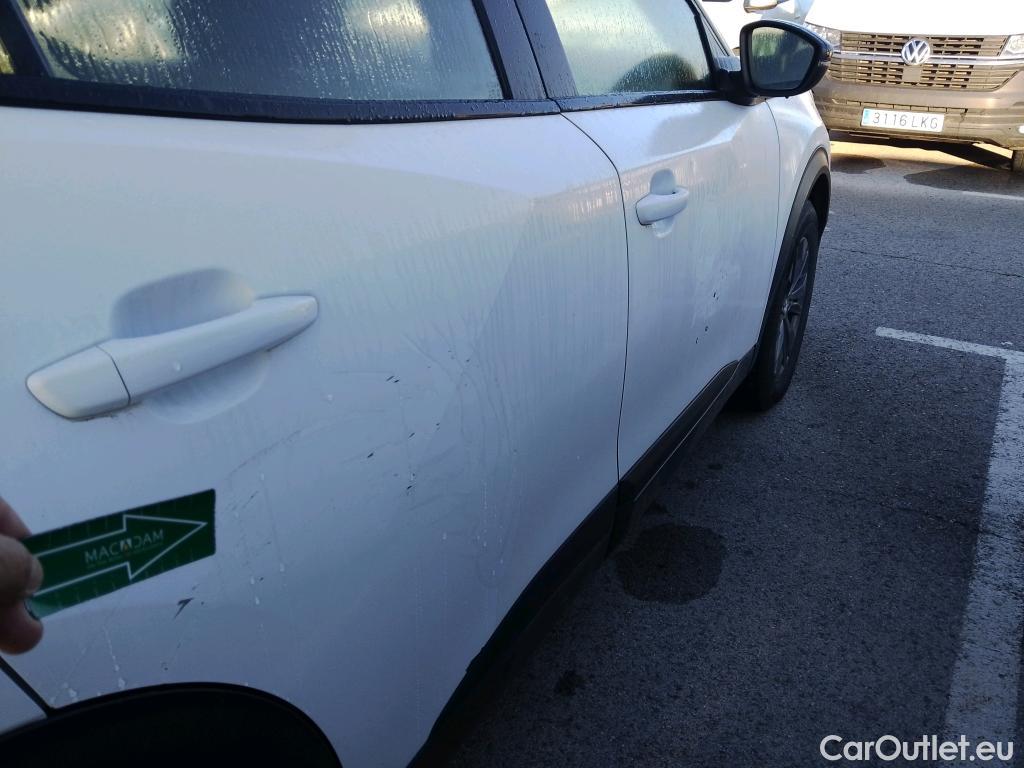  Peugeot  2008 PEUGEOT  / 2019 / 5P / todoterreno Active Pack BlueHDI 81kW (110CV) #3