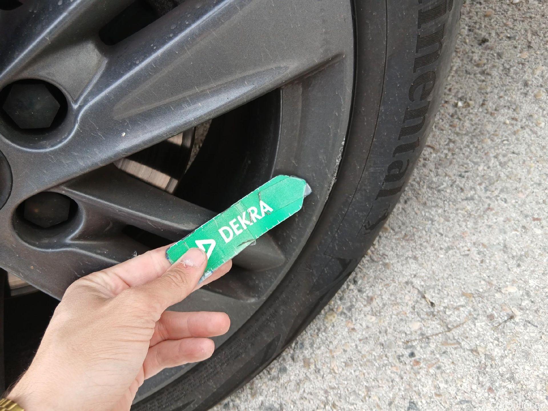  Opel   Grandland X OPEL Grandland / 2021 / 5P / todoterreno 1.5 CDTi Business Edition Auto #48