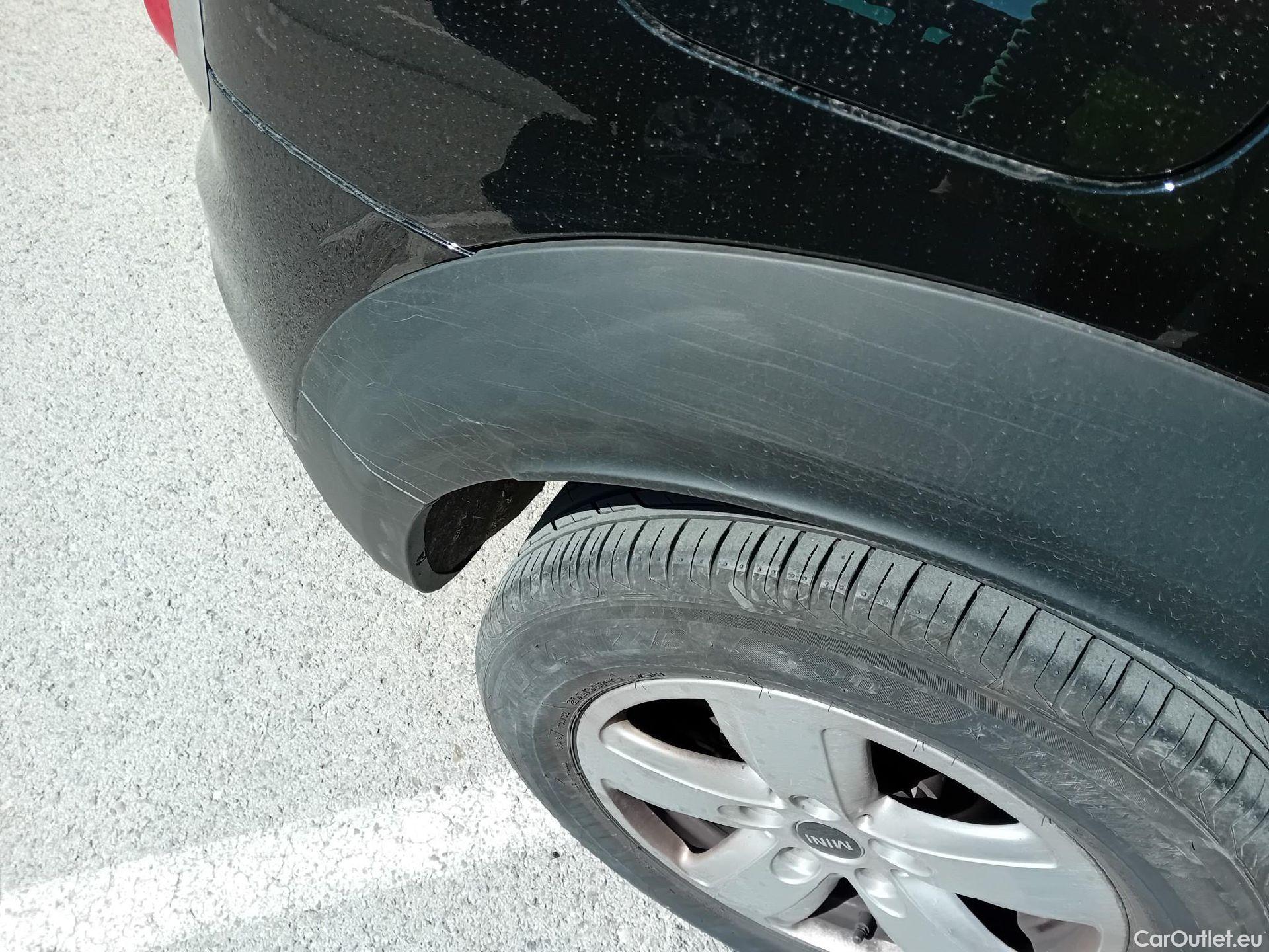  Mini  Countryman MINI  / 2016 / 5P / berlina con portón One #11