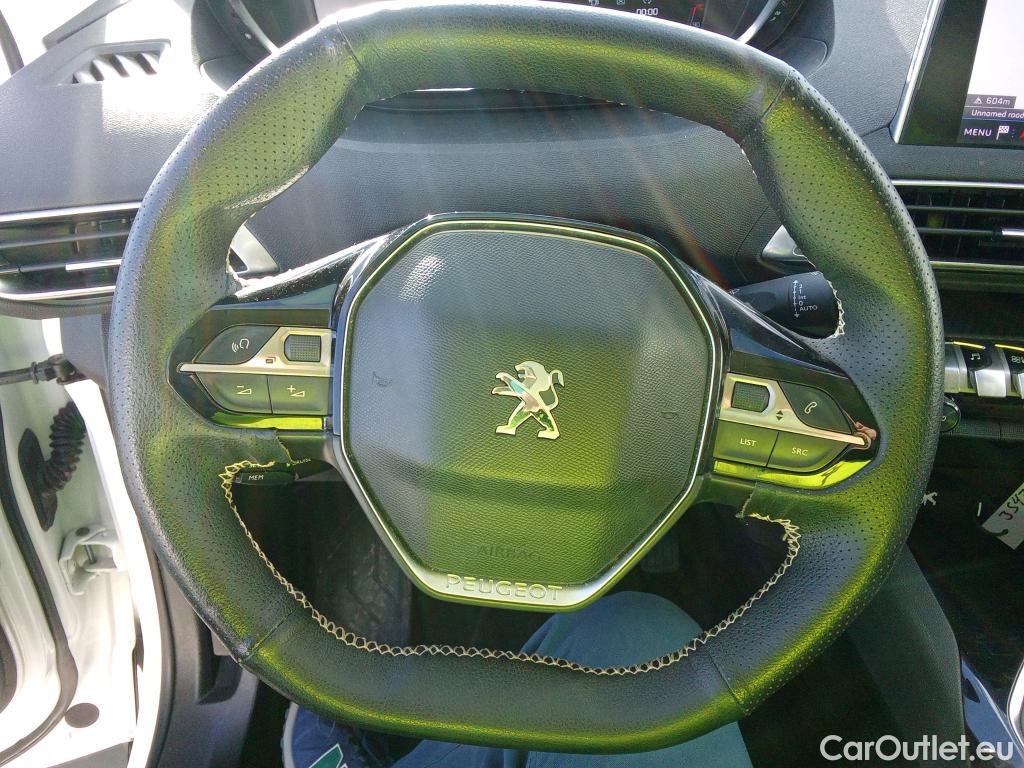  Peugeot  3008 PEUGEOT  / 2016 / 5P / todoterreno 1.2 PURETECH 96KW (130CV) ACTIVE S&S #31