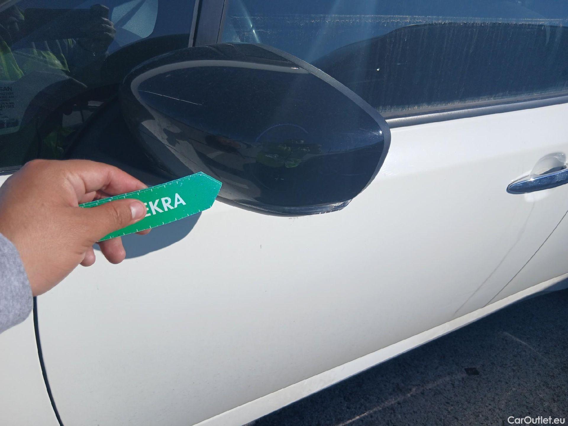  Nissan  Leaf NISSAN  / 2017 / 5P / berlina con portón 40kWh Acenta #14