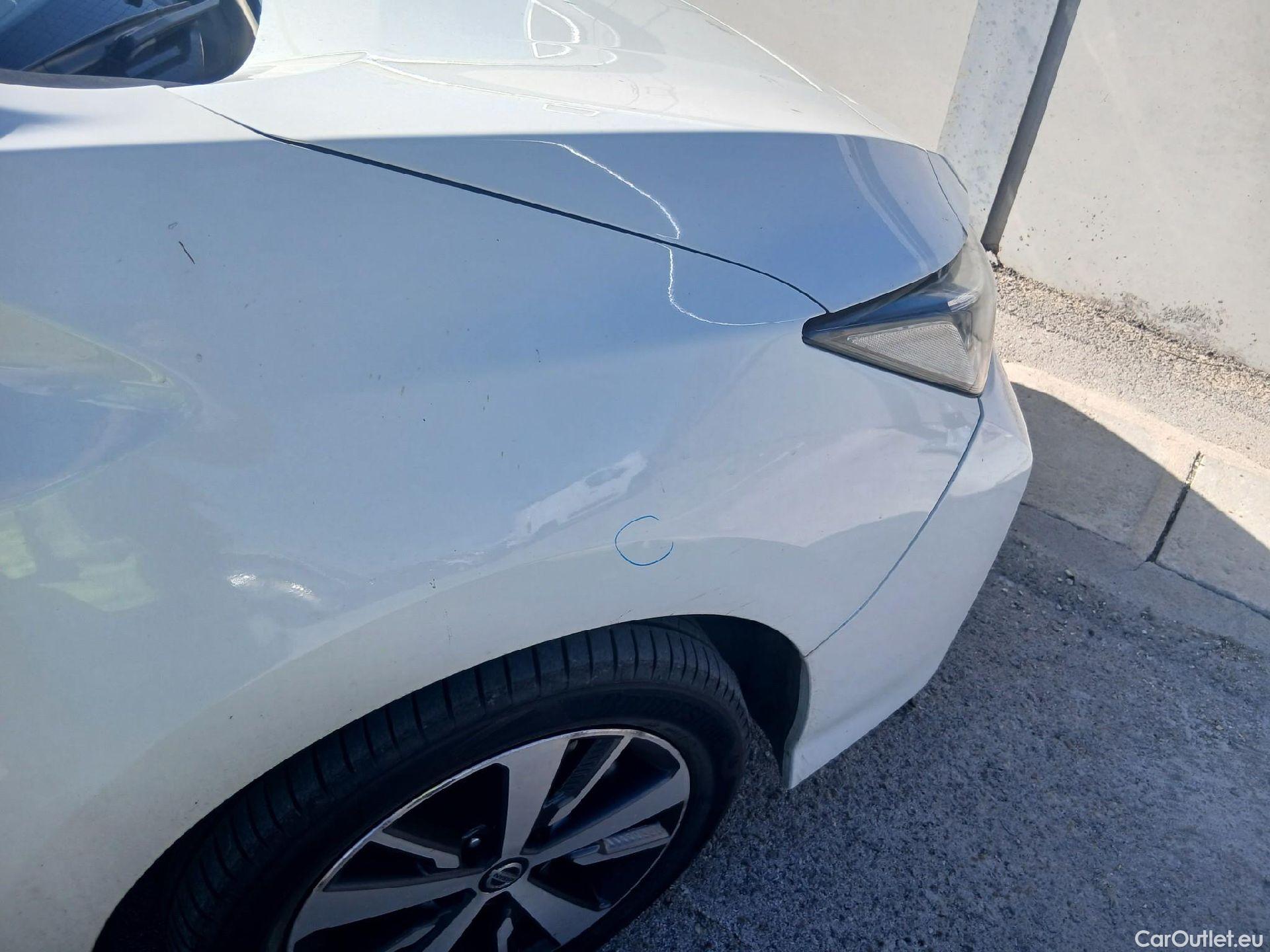  Nissan  Leaf NISSAN  / 2017 / 5P / berlina con portón 40kWh Acenta #26