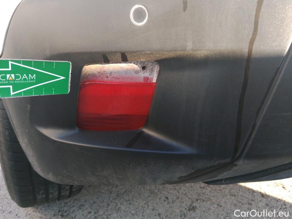  Peugeot  2008 PEUGEOT  / 2019 / 5P / todoterreno Active Pack BlueHDI 81kW (110CV) #7