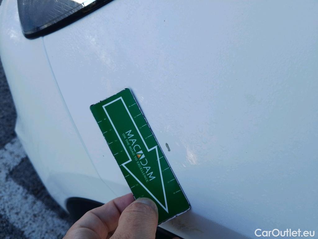  Peugeot  2008 PEUGEOT  / 2019 / 5P / todoterreno Active Pack BlueHDI 81kW (110CV) #20