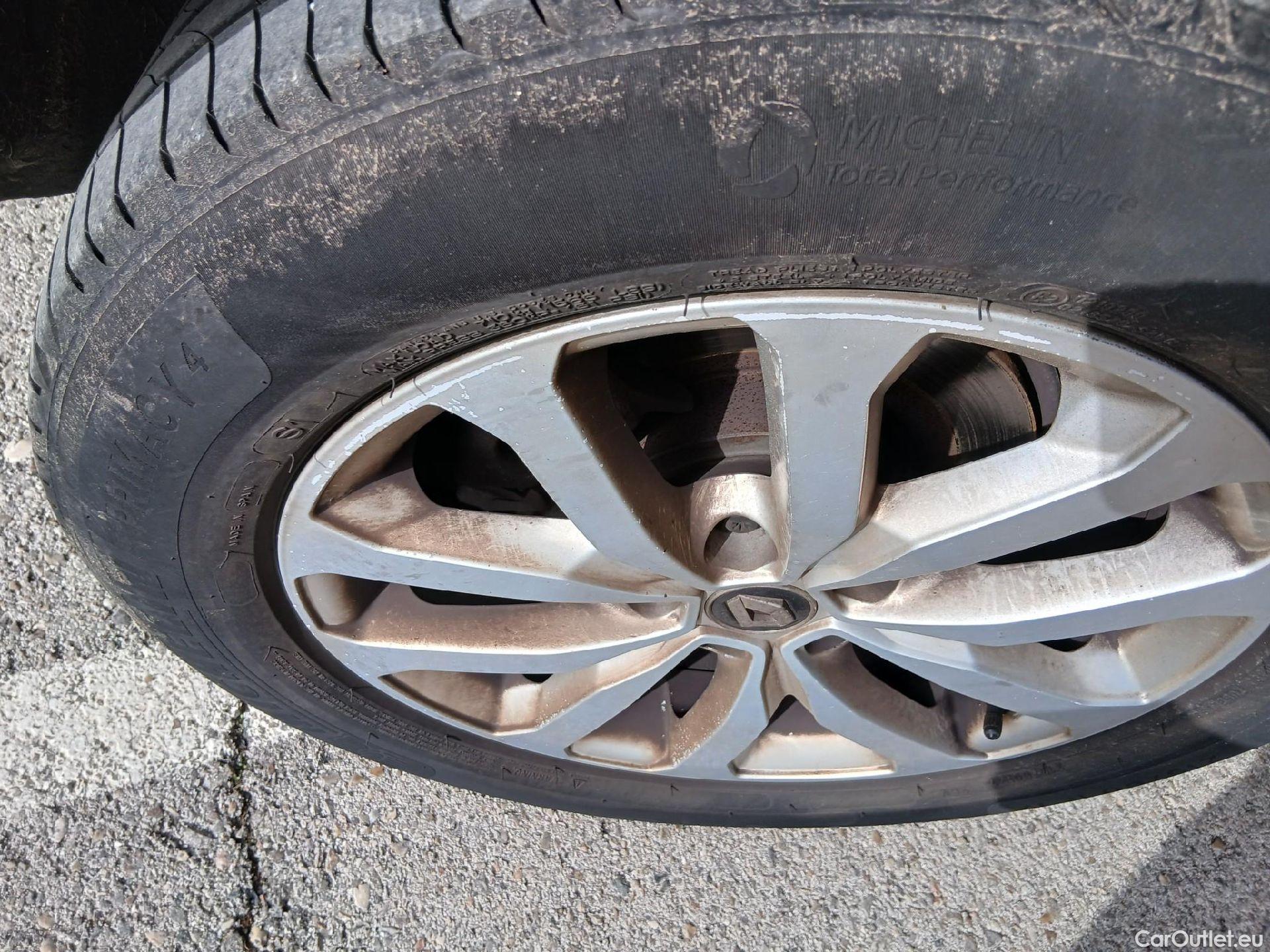  Renault  Kadjar RENAULT  / 2019 / 5P / crossover Intens Blue dCi 85kW (115CV) (CX) #8