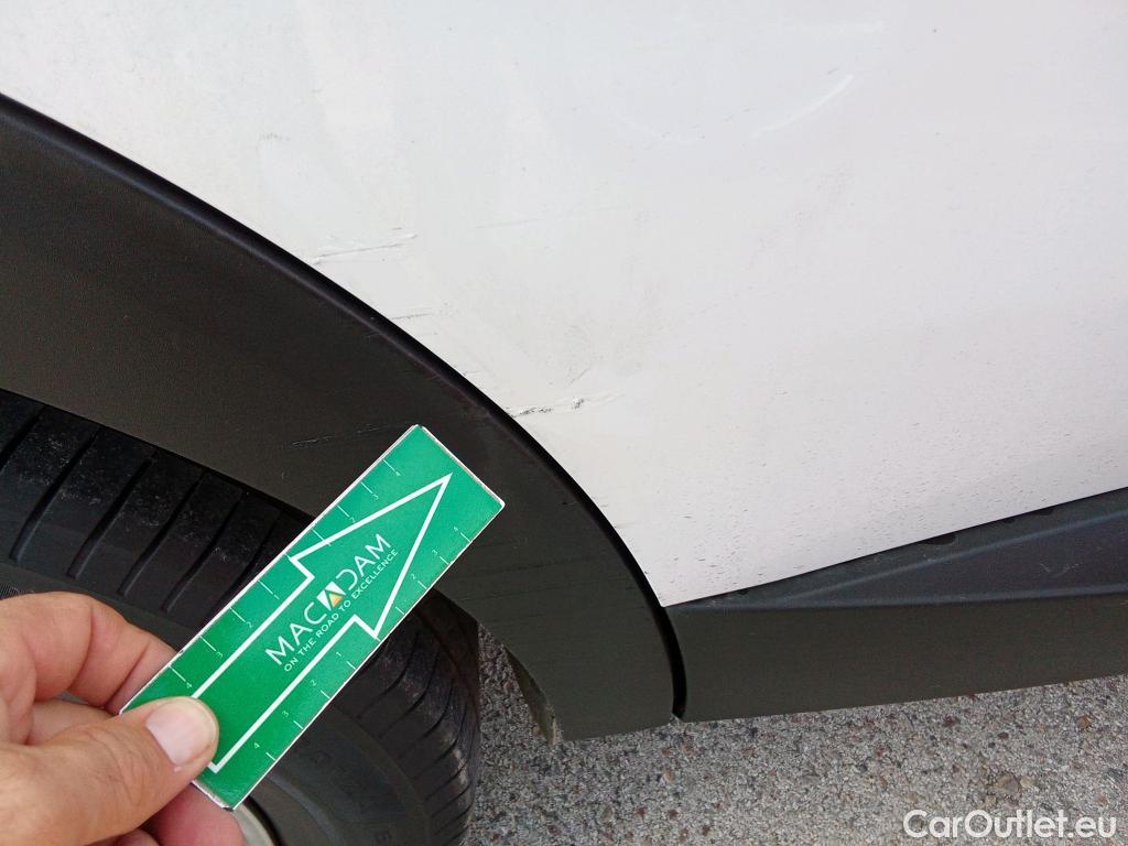  Peugeot  3008 PEUGEOT  / 2016 / 5P / todoterreno 1.2 PURETECH 96KW (130CV) ACTIVE S&S #2