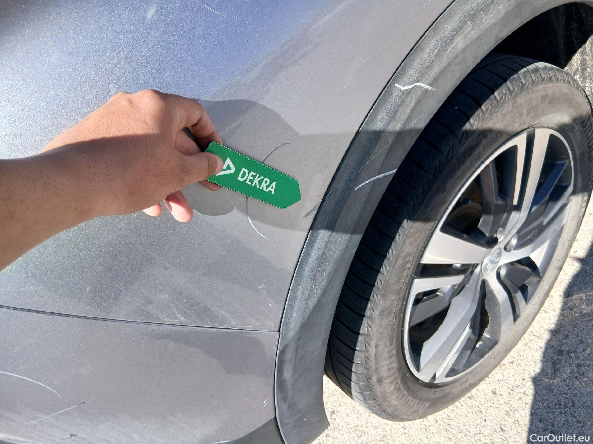  Peugeot  5008 PEUGEOT  / 2020 / 5P / todoterreno 1.5 BlueHDi 96kW S&S Allure Pack EAT8 #35