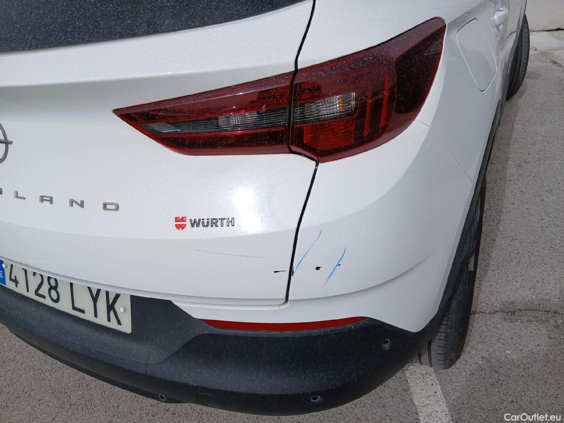  Opel   Grandland X OPEL Grandland / 2021 / 5P / todoterreno 1.5 CDTi Business Edition Auto #30