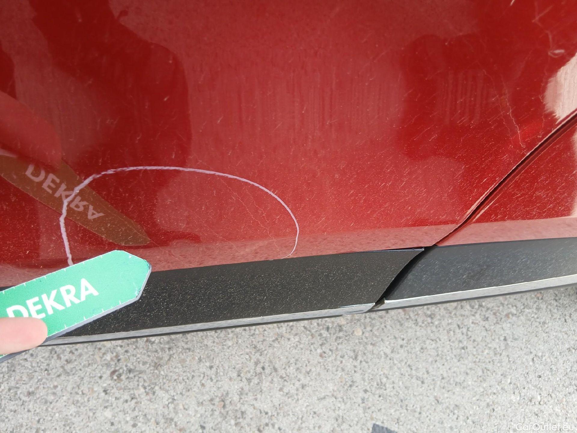  Renault  Kadjar RENAULT  / 2019 / 5P / crossover Intens Blue dCi 85kW (115CV) (CX) #20