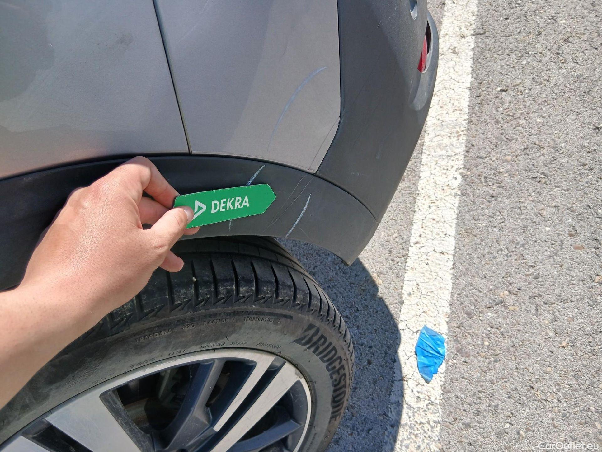  Peugeot  5008 PEUGEOT  / 2020 / 5P / todoterreno 1.5 BlueHDi 96kW S&S Allure Pack EAT8 #20