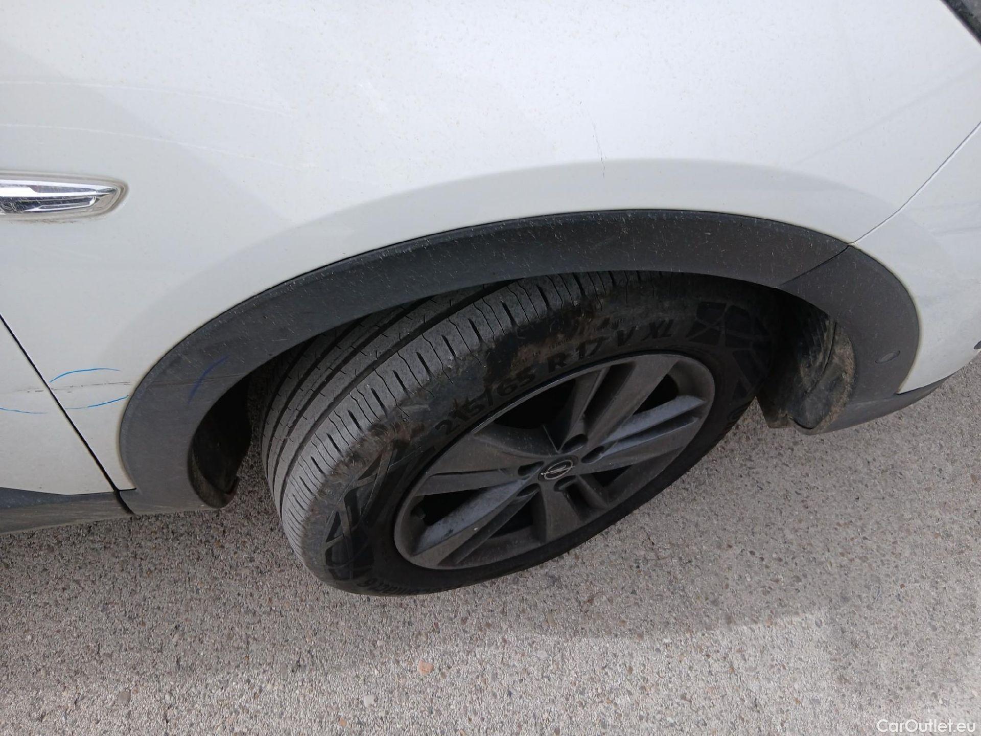  Opel   Grandland X OPEL Grandland / 2021 / 5P / todoterreno 1.5 CDTi Business Edition Auto #50