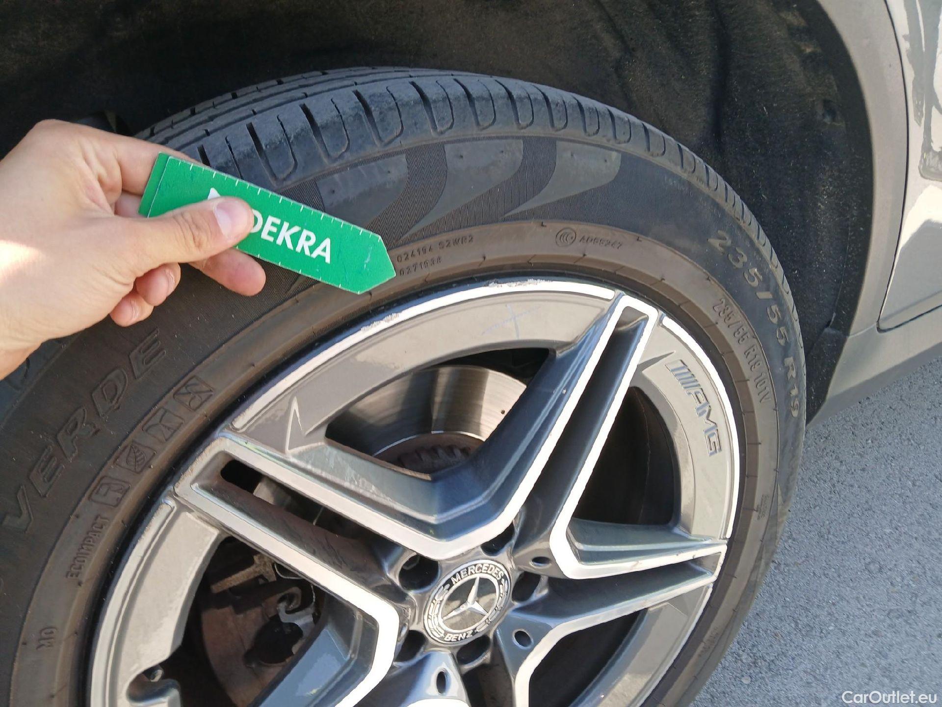  Mercedes  G-Klasee Clase GLC GLC 300 e 4Matic (253.953)AMG 2.0 AMG Line 320CV AT9 E6d #27