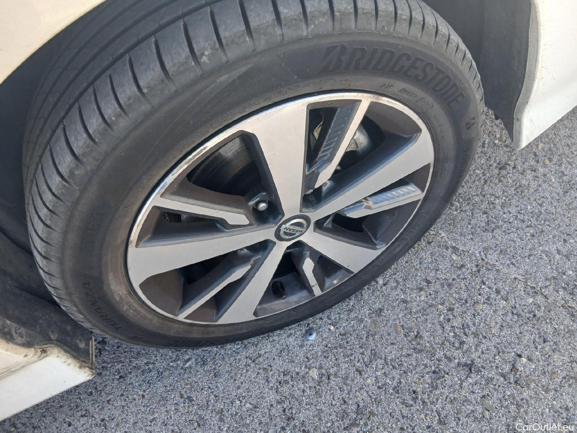  Nissan  Leaf NISSAN  / 2017 / 5P / berlina con portón 40kWh Acenta #27