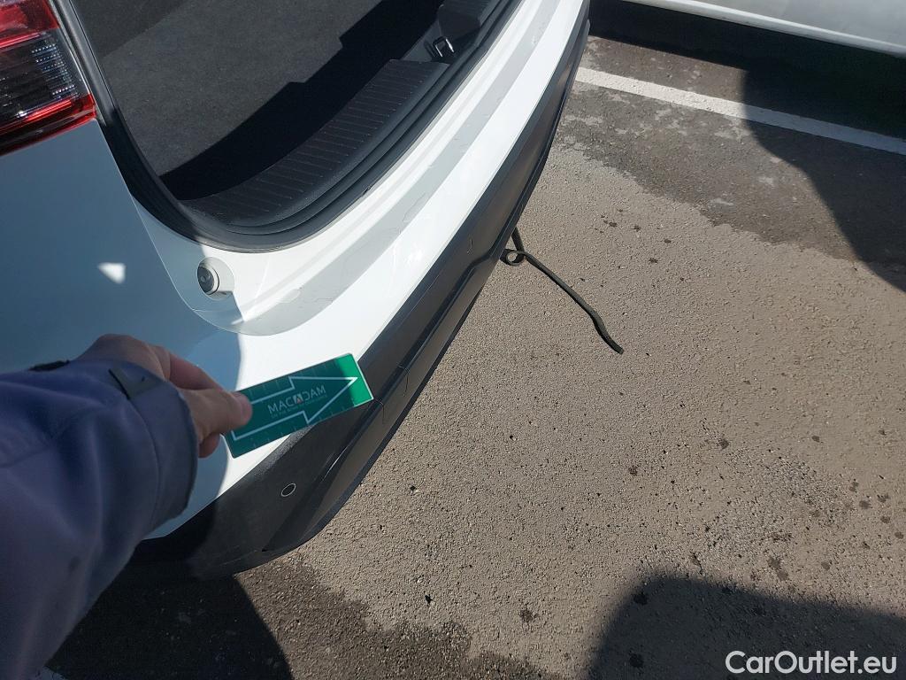  Nissan  Qashqai NISSAN  / 2021 / 5P / todoterreno DIG-T 116kW (158CV) mHEV Xtronic Acenta (AC2) #3