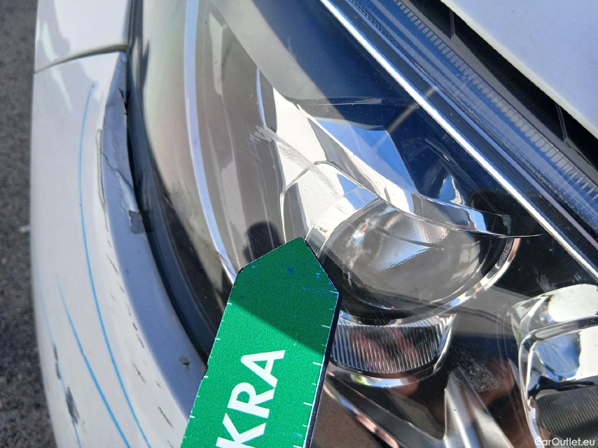  Peugeot  308 PEUGEOT  / 2017 / 5P / familiar SW Business Line BlueHDi 130 S&S 6vel MA #5