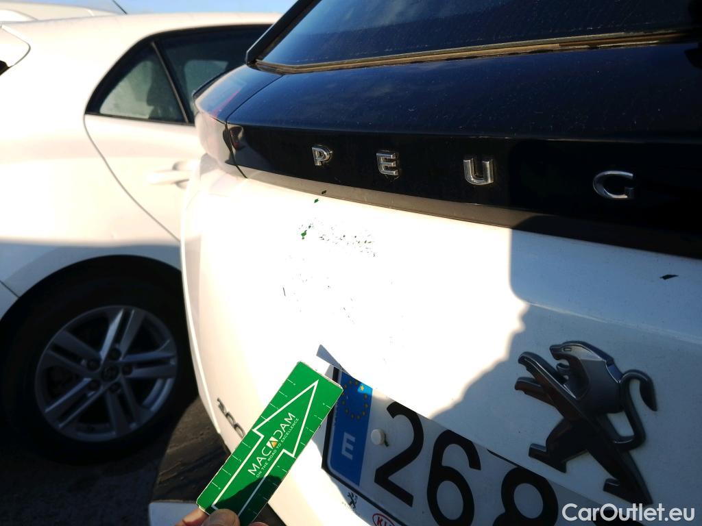  Peugeot  2008 PEUGEOT  / 2019 / 5P / todoterreno Active Pack BlueHDI 81kW (110CV) #2