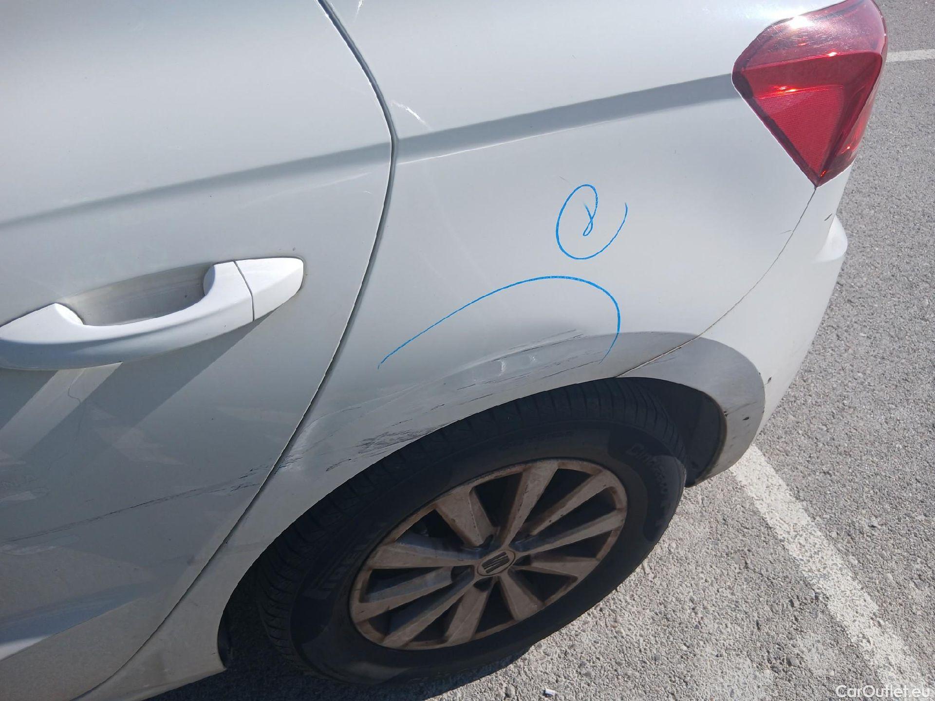  Seat  Ibiza SEAT  / 2017 / 5P / berlina con portón 1.0 TSI 81kW (110CV) Style Plus (AC) #28