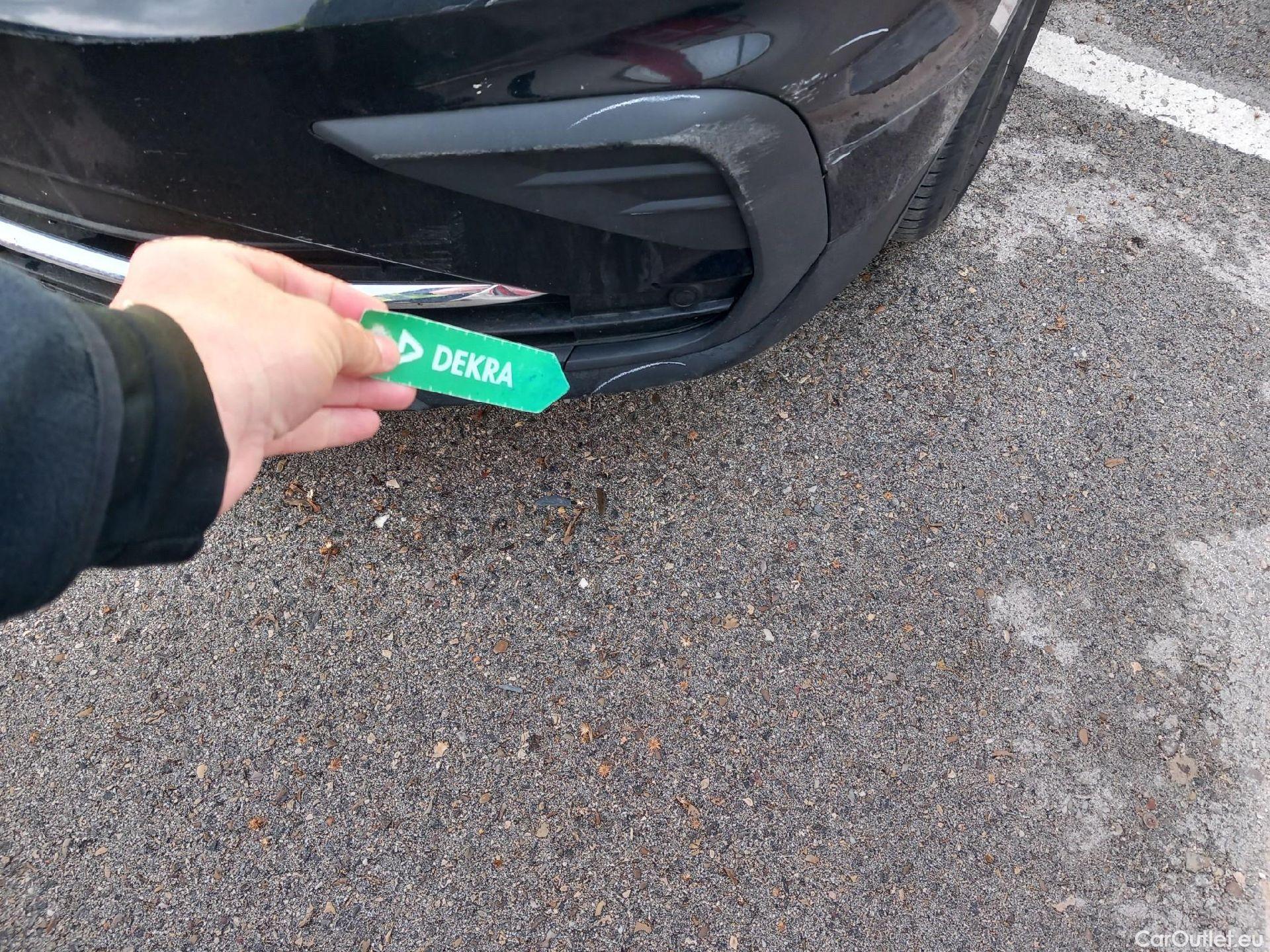  Volkswagen  Tiguan VOLKSWAGEN  / 2020 / 5P / todoterreno Life 2.0 TDI 110kW (150CV) DSG (AC2) #12