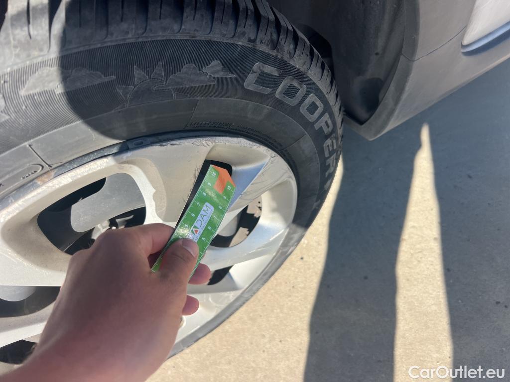  Citroen  C3 CITROEN  / 2020 / 5P / berlina con portón BlueHDi 75KW (100CV) S&S Live Pack #30