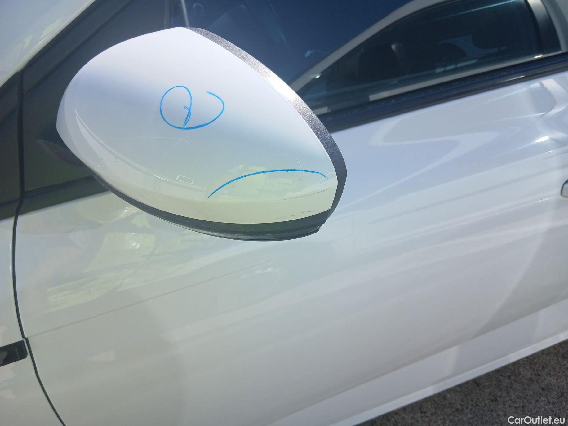  Renault  Megane RENAULT Mégane / 2020 / 5P / berlina con portón Intens Blue dCi 85 kW (115CV) #19