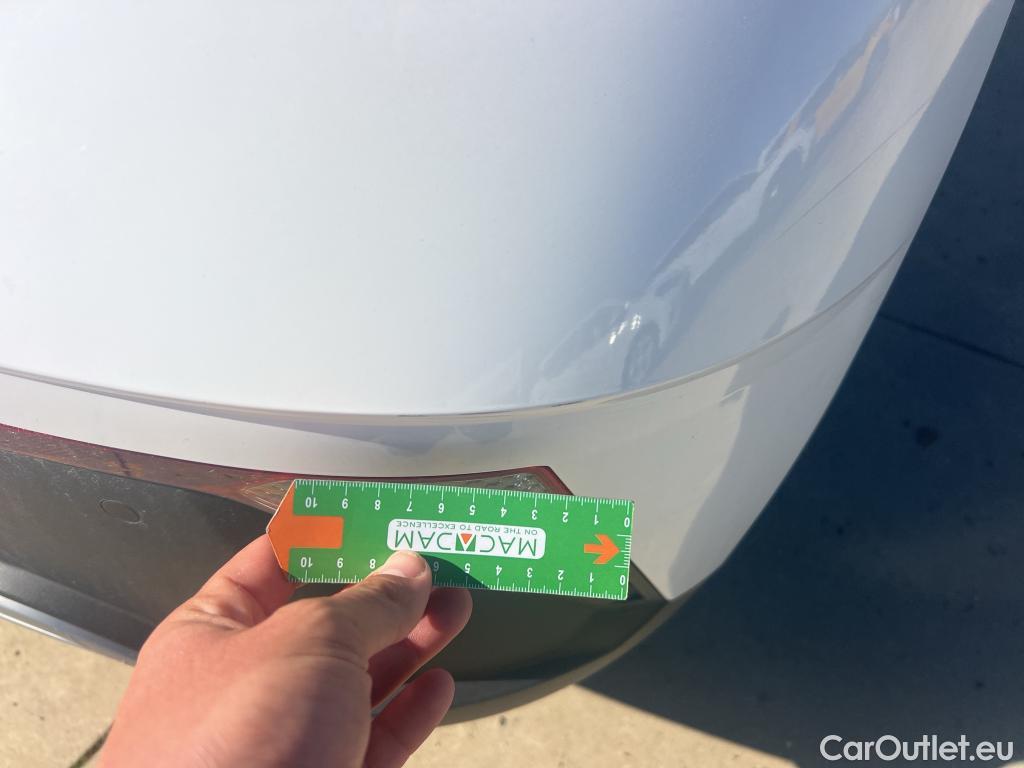  Hyundai  i20 HYUNDAI  / 2023 / 5P / berlina con portón 1.2 MPI Essence #21